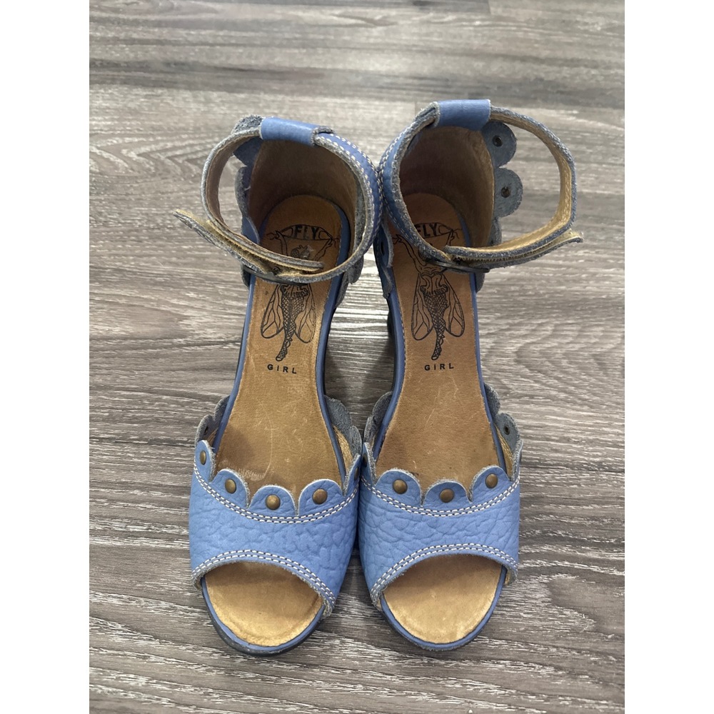 Fly London Girl Blue Pebbled Leather Scalloped Striped Heel Sandals 37 141846002
